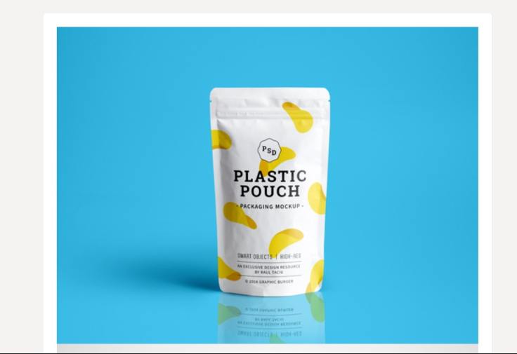 Free Plastic Pouch Mockup PSD