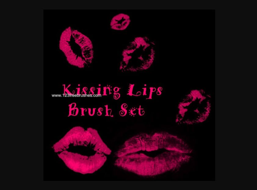 Free Kissing Lips Brush Set